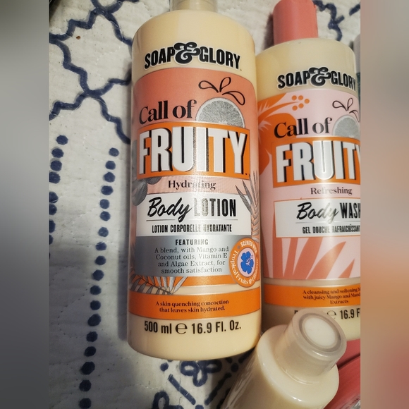 Soap and glory kit/set - Picture 3 of 5